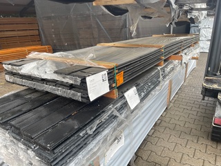 Ca. 50x Grenen Design Profiel Zwart Gecoat, 18x140mm, lengte 510cm